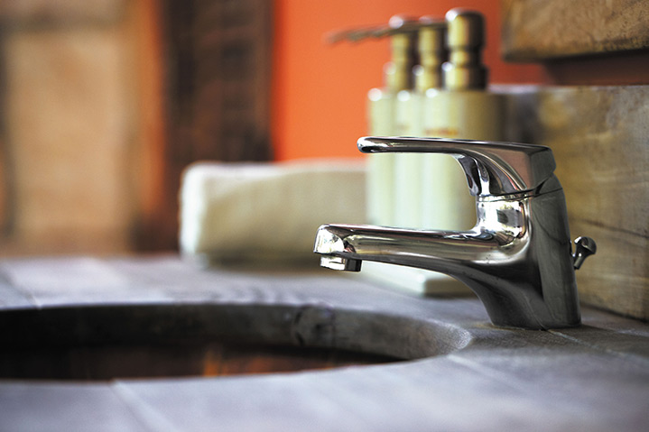 A2B Plumbers are able to fix any leaking taps you may have in Warwick. 
